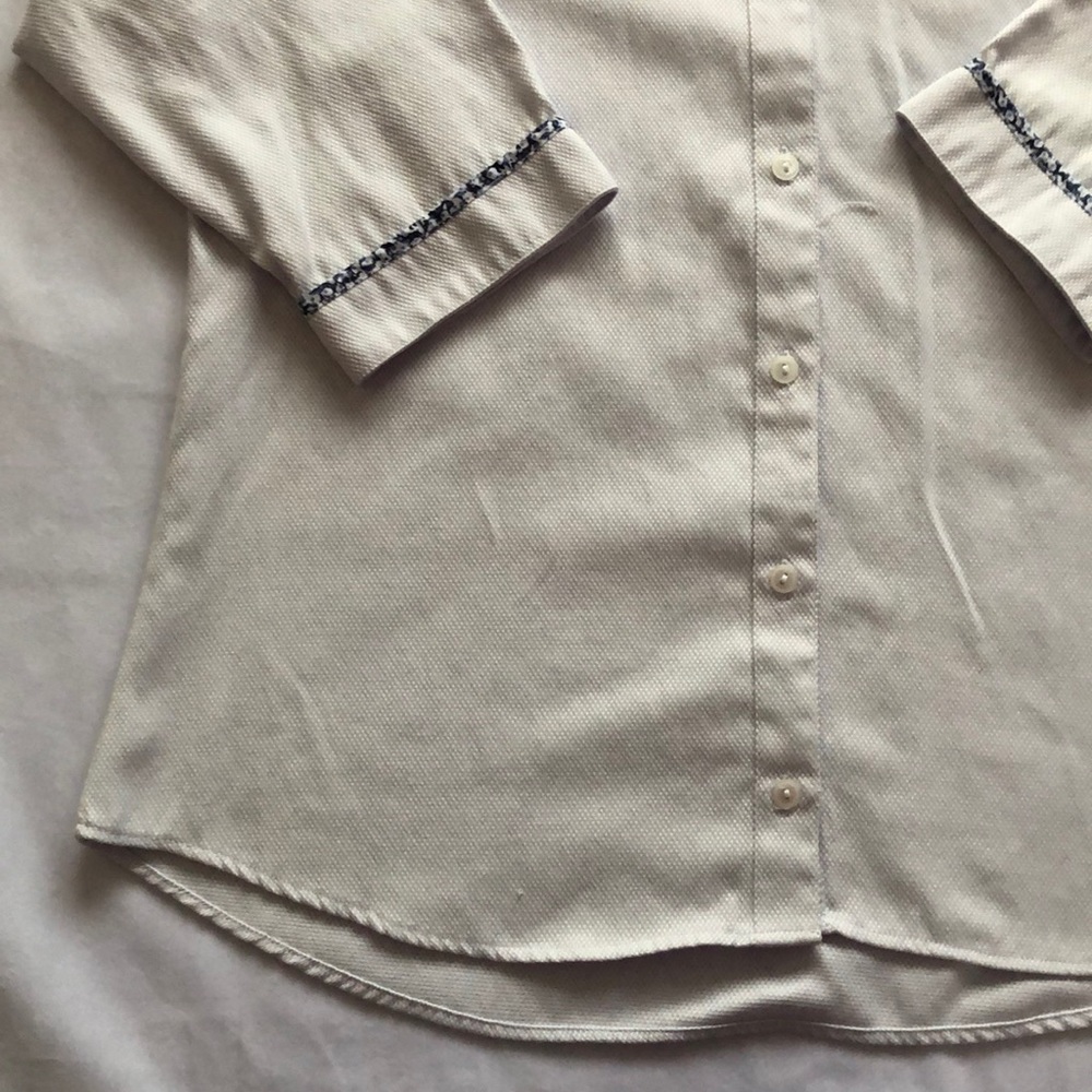 Button down Shirt - Picture 2 of 5